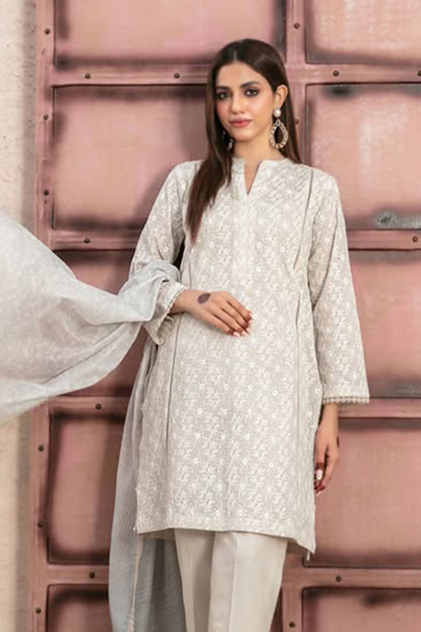 RIfna By Tawakkal Stitched 3 Piece Emb Lawn Collection-D-2917