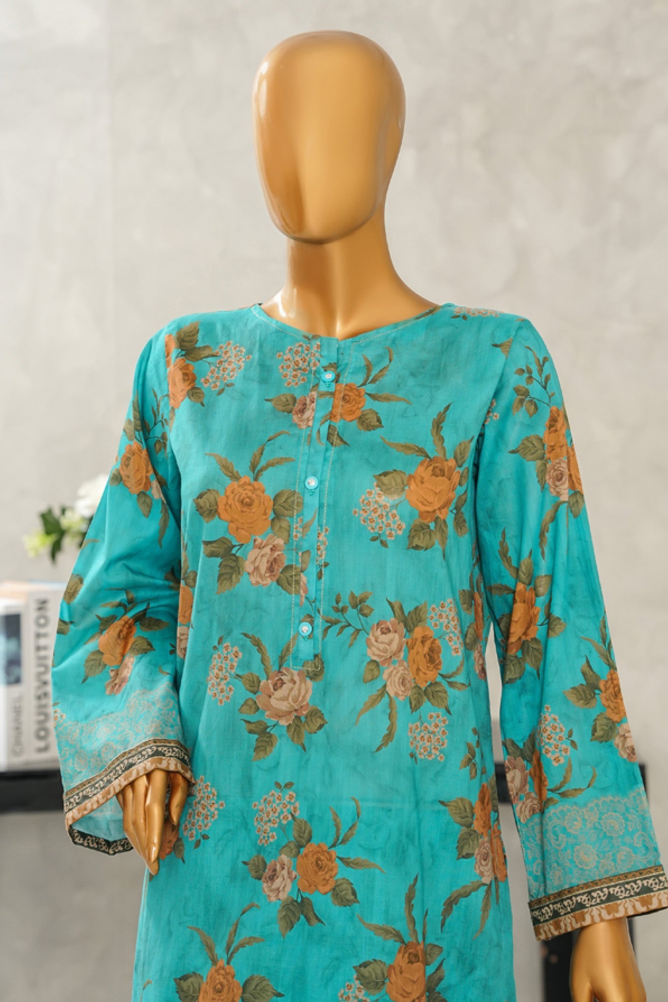 Aashkaar By HZ Stitched 3 Piece Emb Lawn Vol-06 Collection'2025-LPE-520
