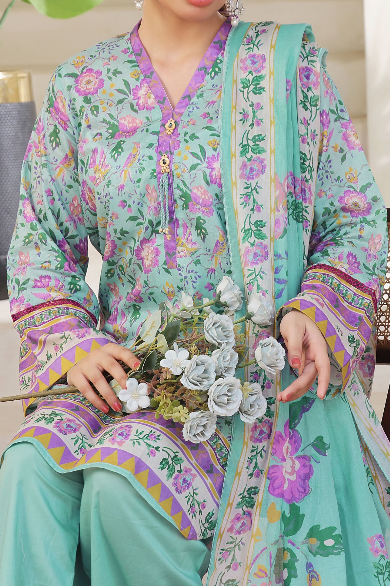 Aizal Stitched 3 Piece Printed Lawn Collection'2025-A-P-659-L GREEN