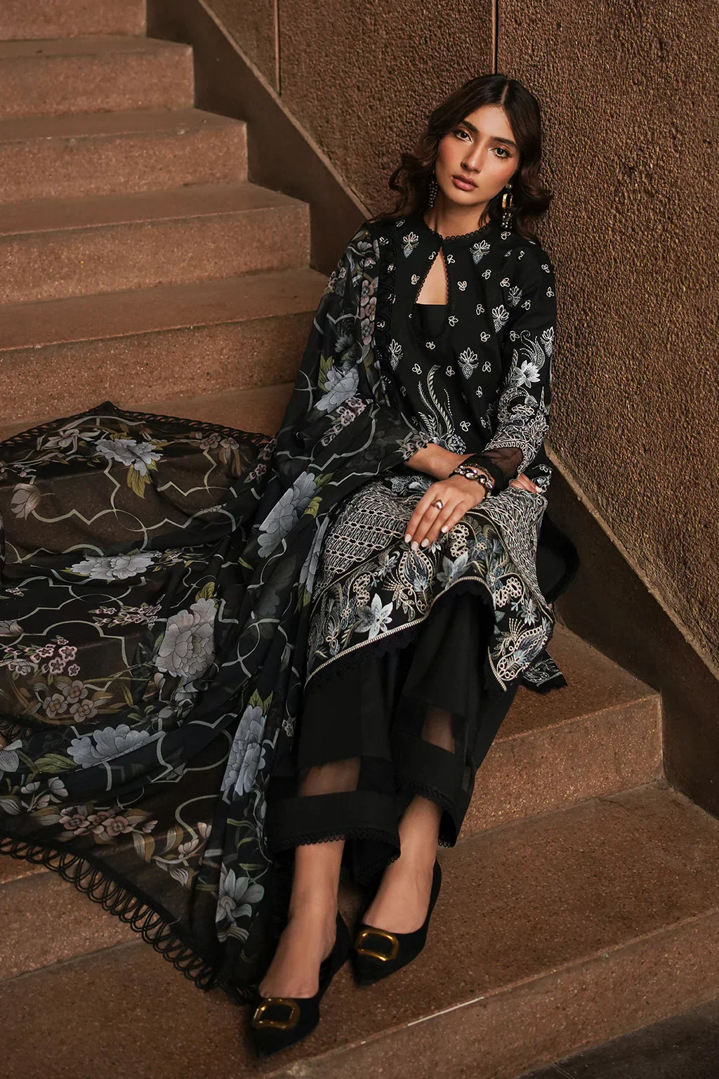 Afrozeh - Caviar - Chikankari Lawn '24