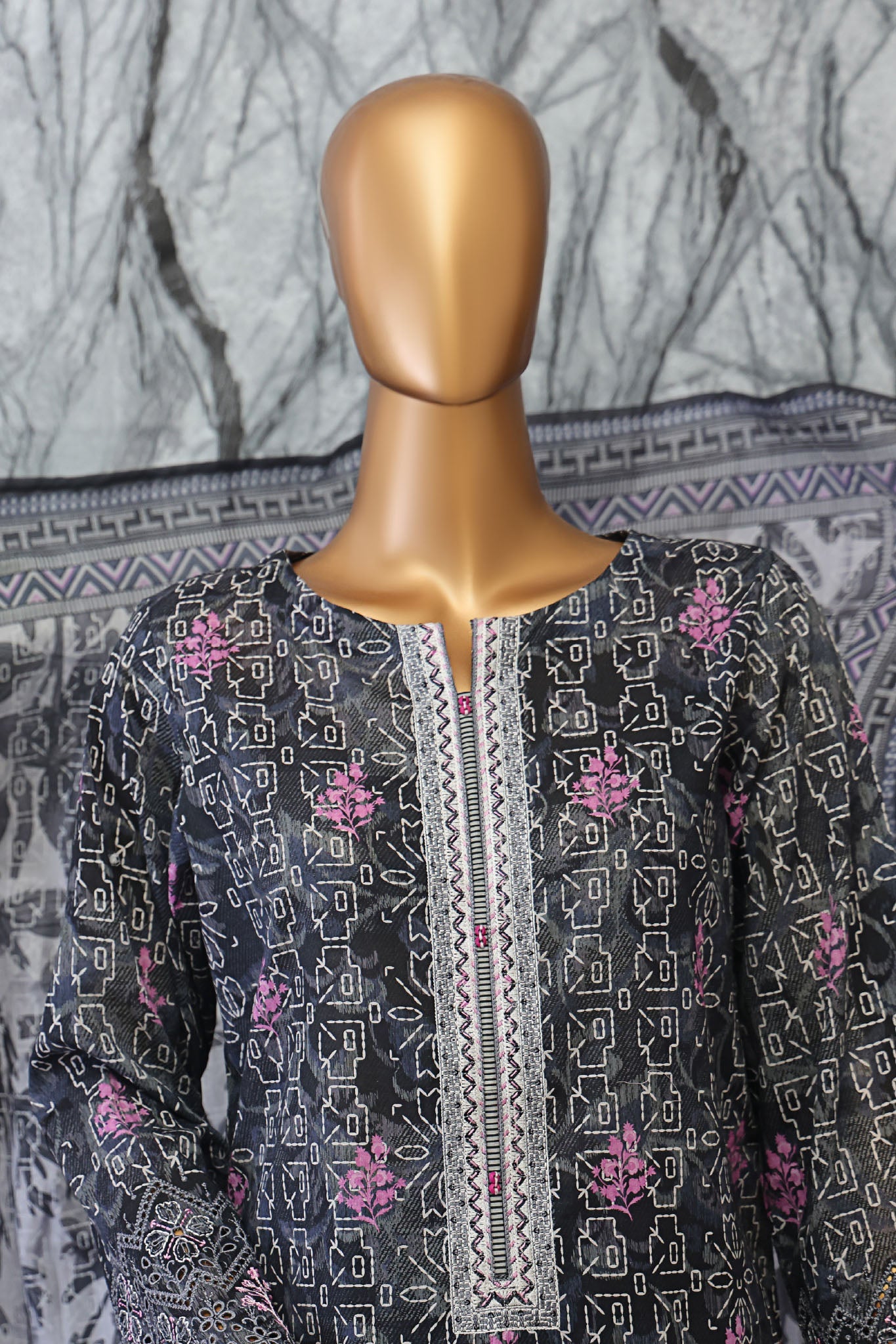 Elegant By HZ Unstitched 3 Piece Premium Digital Printed Lawn Vol-02 Collection'2025-EC-1047