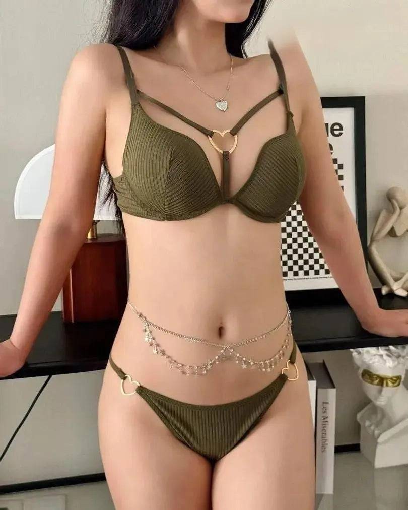 Sajiero Heart Buckle Padded Bra and Panty Set - My Store