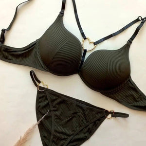 Sajiero Heart Buckle Padded Bra and Panty Set - My Store