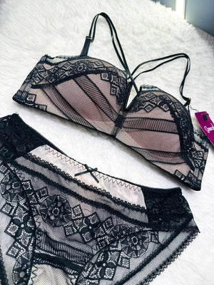 Sajiero Spirit Padded Bra and Panty Set - My Store