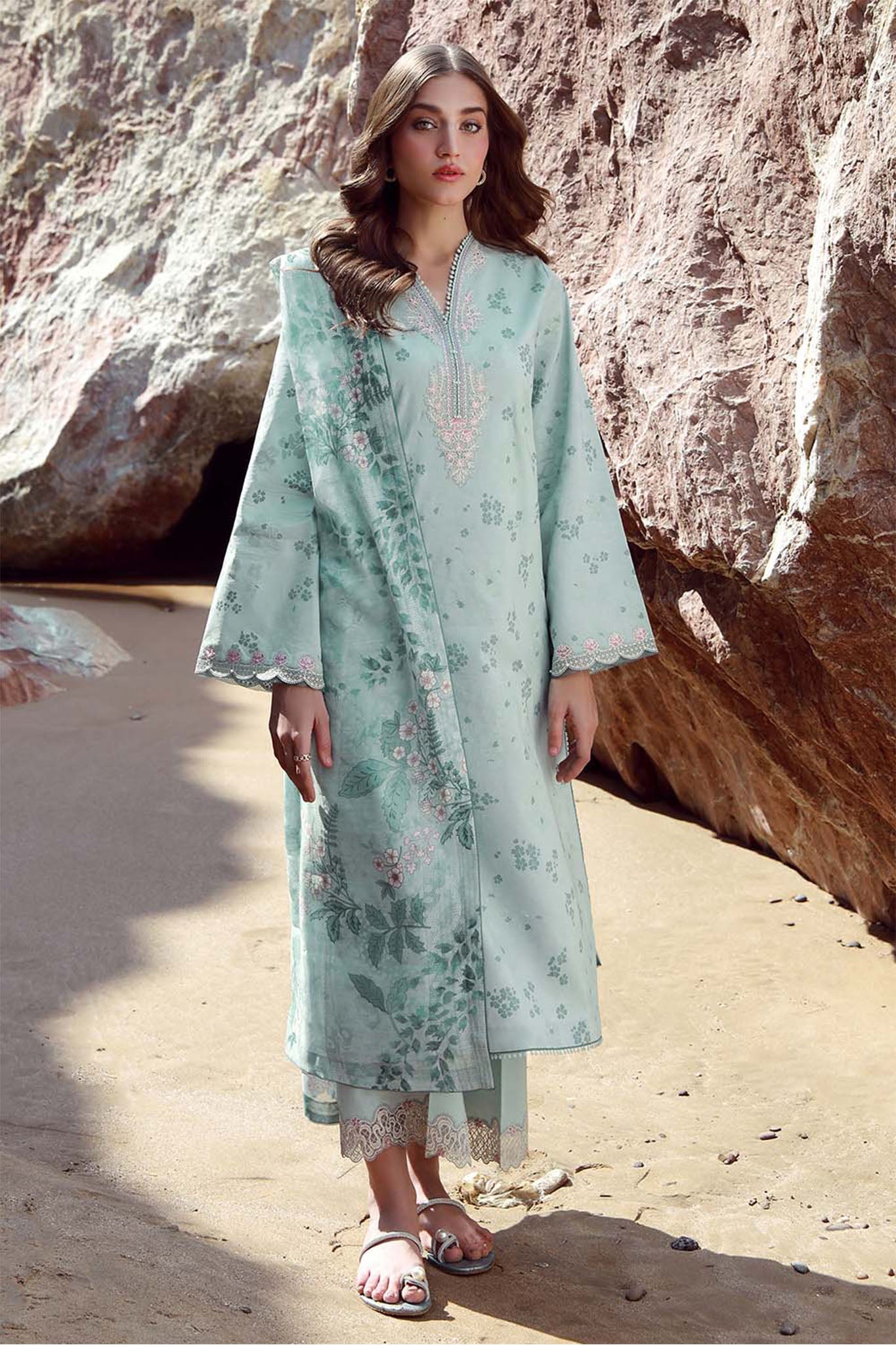 Afsanah By Seran Unstitched 3 Piece Lawn Chapter 01 Suit-01-Nyla
