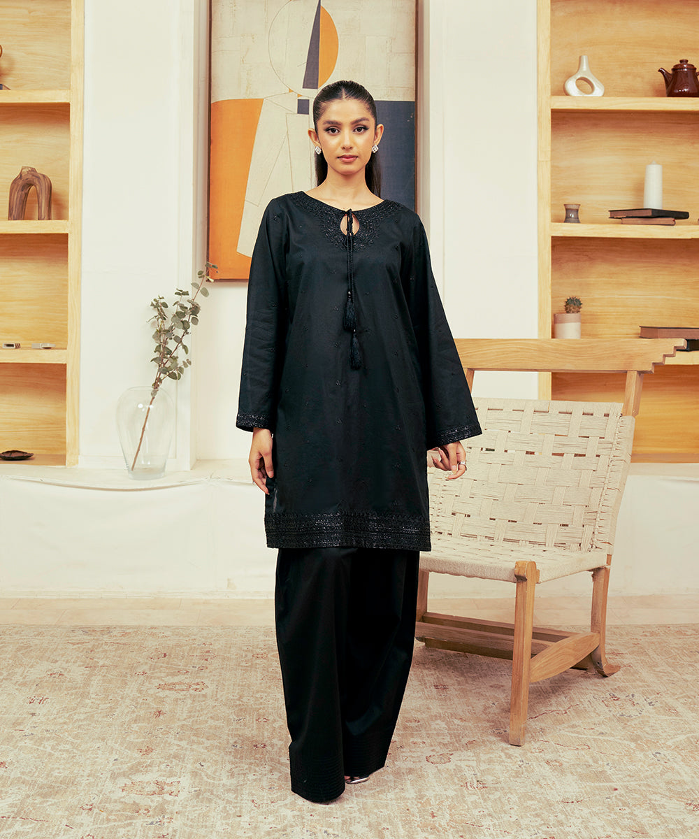 Vasl Pre Winter By Kross Kulture Stitched 2PC - Embroidered Cambric Suit Suit-0001728-SML-BLK