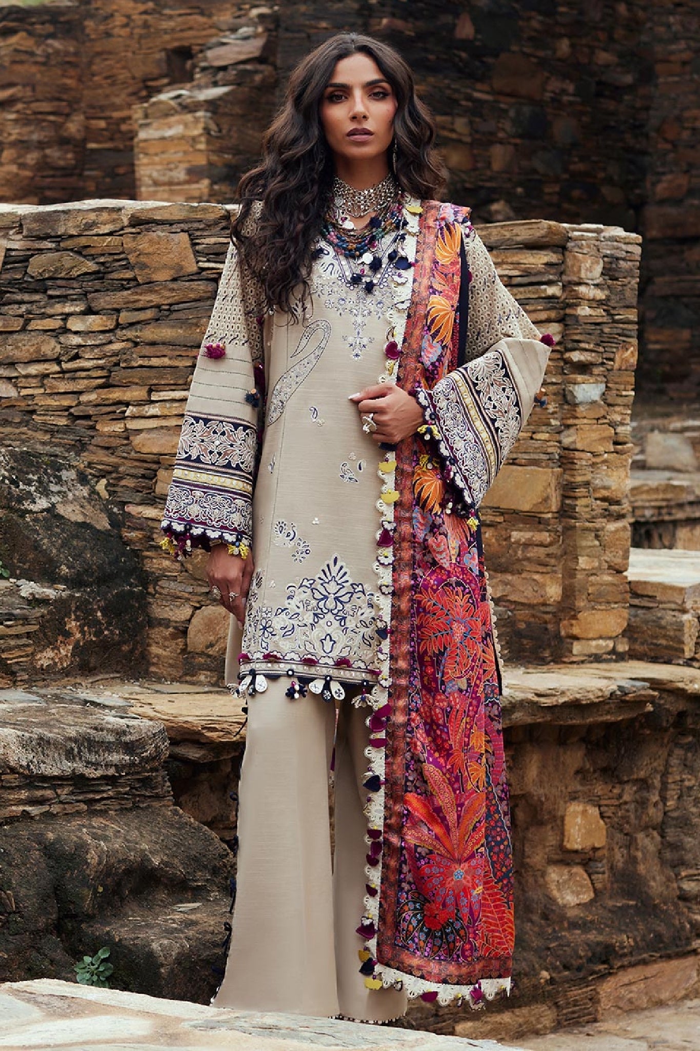 Elan Unstitched 3 Piece Luxury Winter Collection'2024-02-Arsia