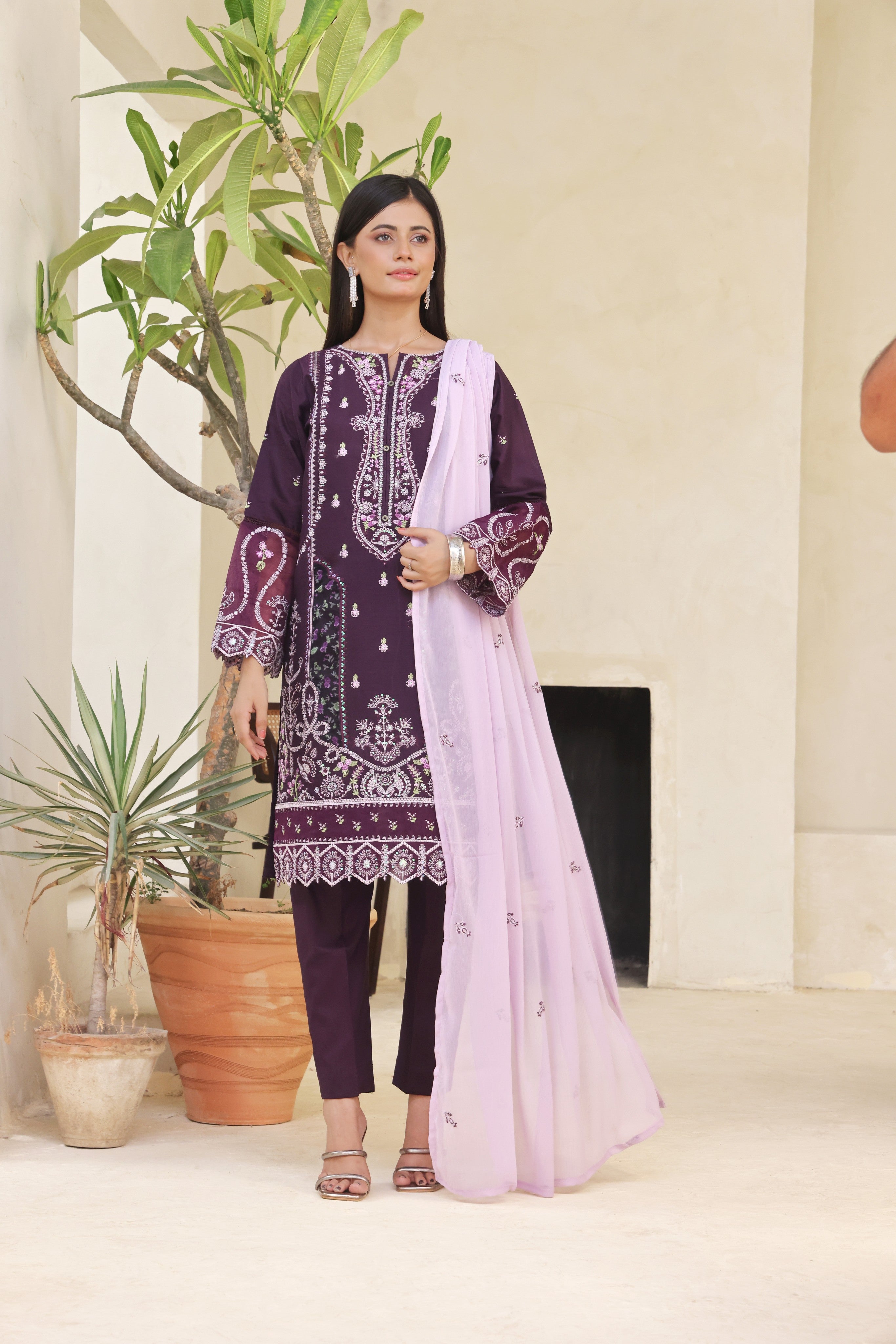 Dressline Meher  Stitched 3 Piece Emb Self Lawn Jacquard Collection