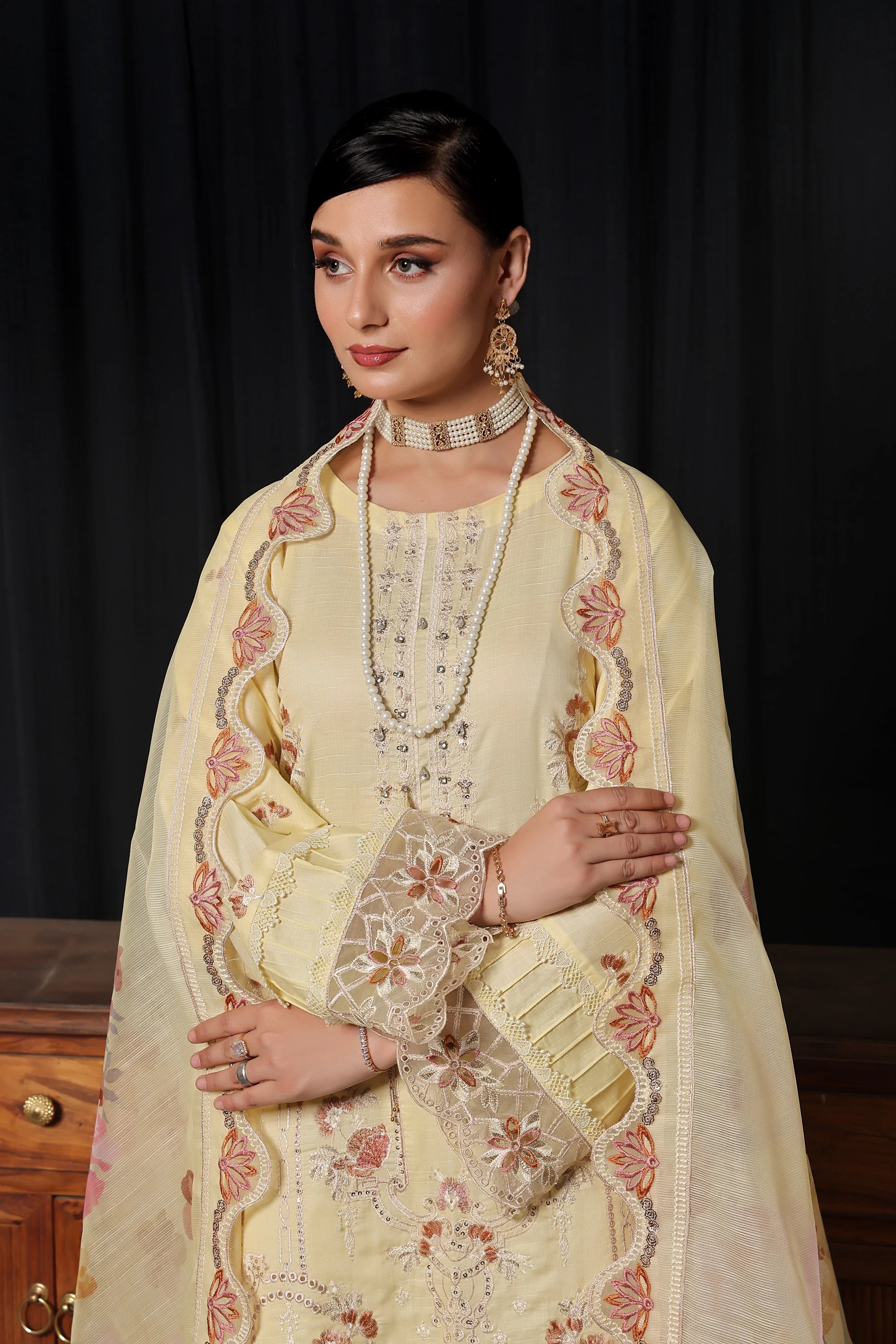 Dressline 3 Piece Emb Chikankari Lawn Suit 536