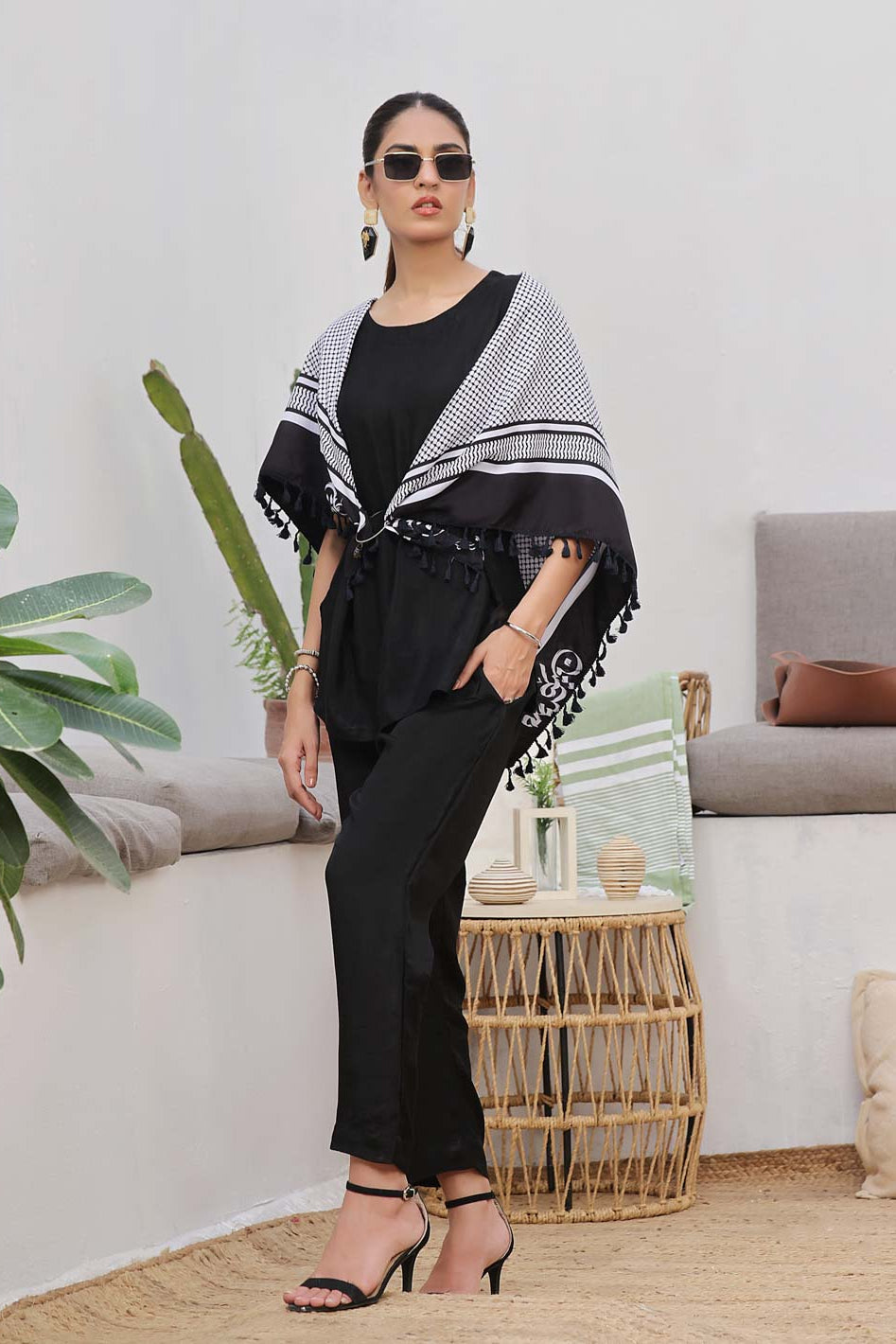 Tng By Md Scarf Collection-Palestine shoulder with Lace