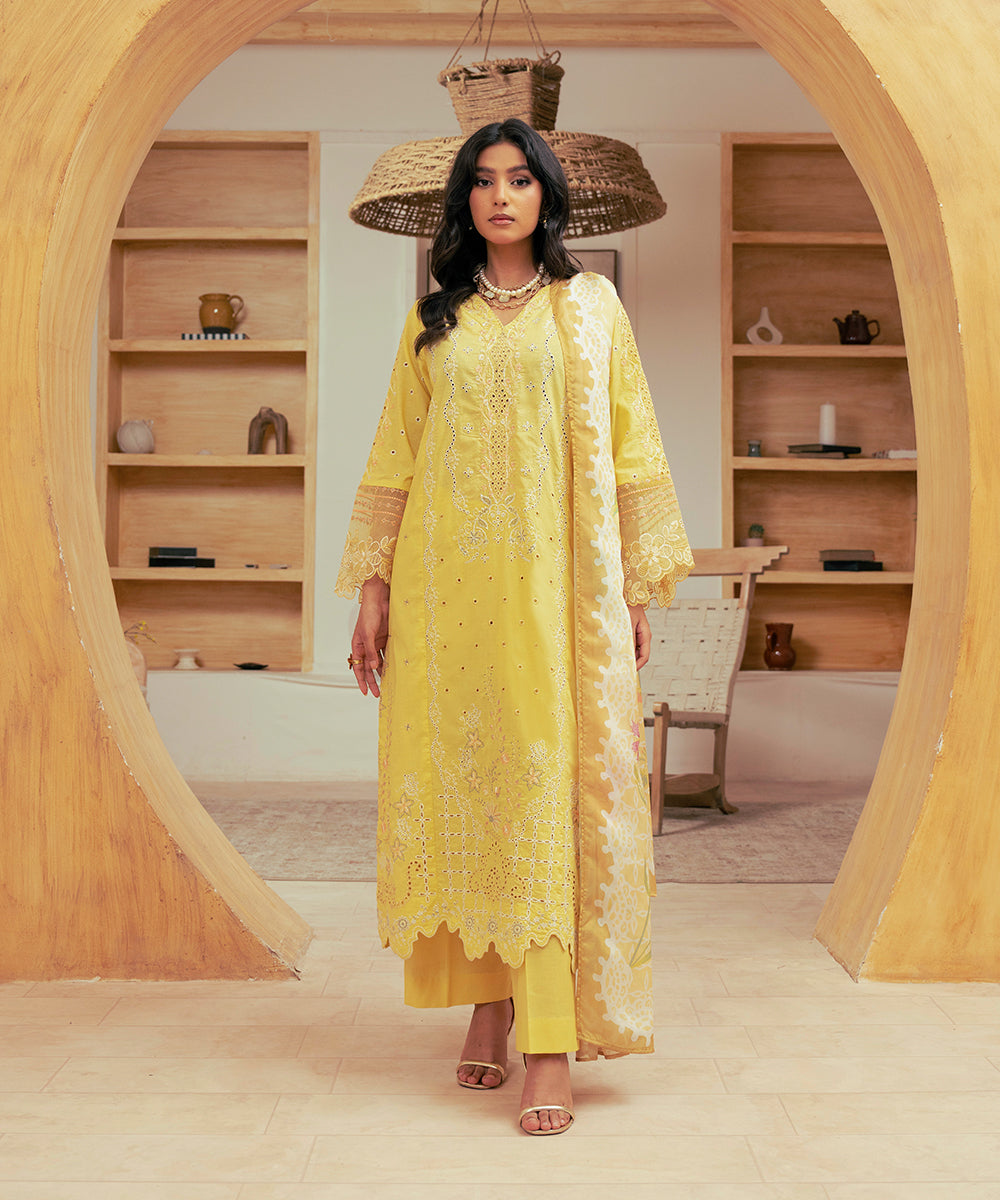 Vasl Pre Winter By Kross Kulture Stitched 3PC - Embroidered Cambric Suit Suit-0001701-SML-LYW