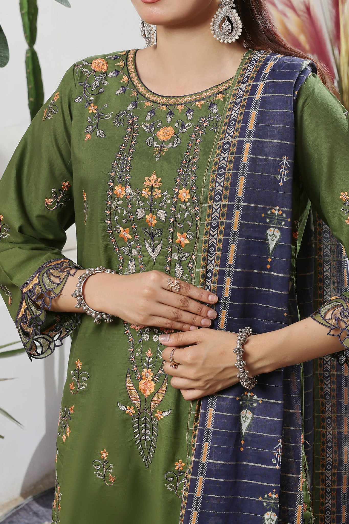 Aizal Stitched 3 Piece Embroidered Fancy Collection'2025-AE-103-Green