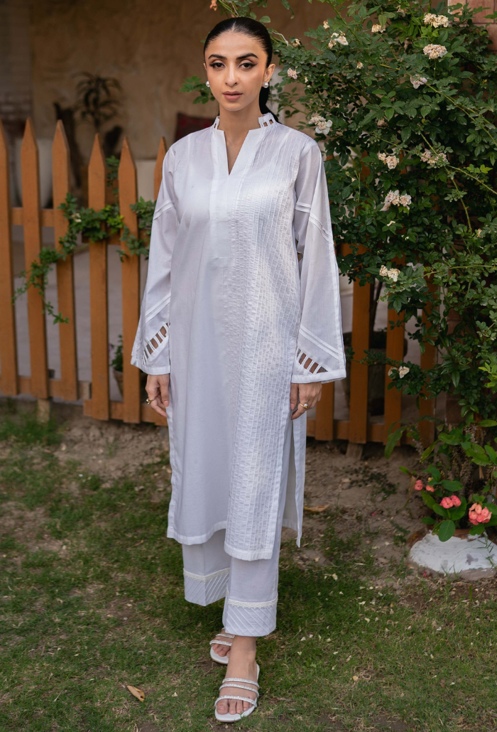 Humdum Stitched 2 Piece Emb Lawn Pret Collection'2025-03