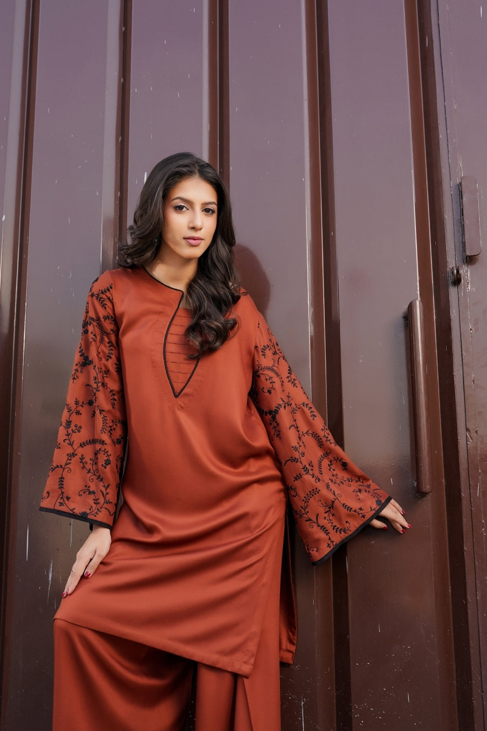 Earthen Tones By G Basics Gulmina Stitched 2 Piece Winter Suit-Rustic (2PC)