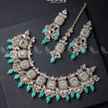 Zeesy Stephanotis Necklace Set