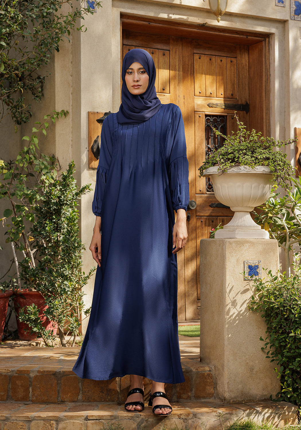 Hijabi.Pk Radiant Summit ABAYA - Skyline