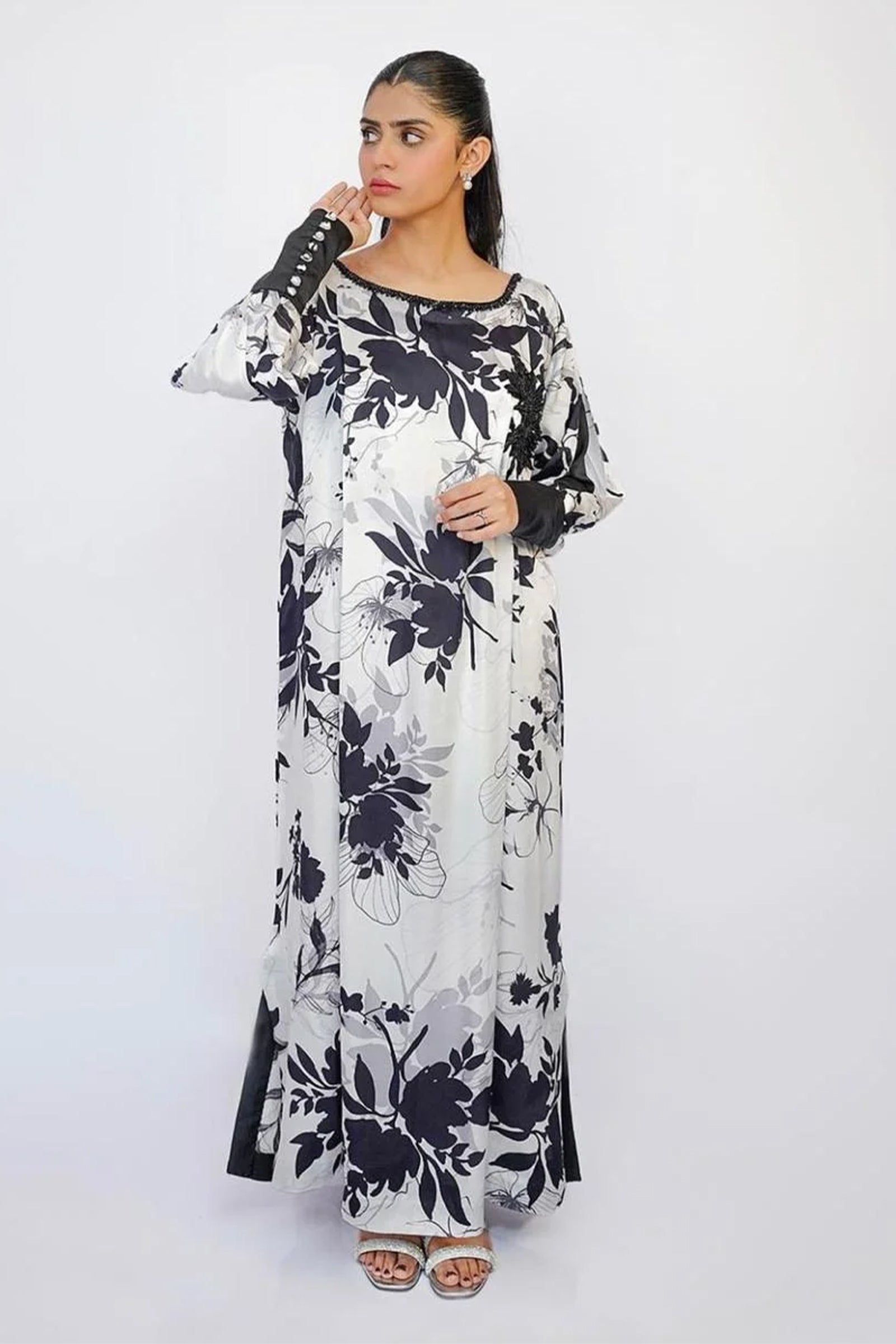 Mariam Malik Unstitched Luxury Formals Collection'2025-Luxury Formals - 23