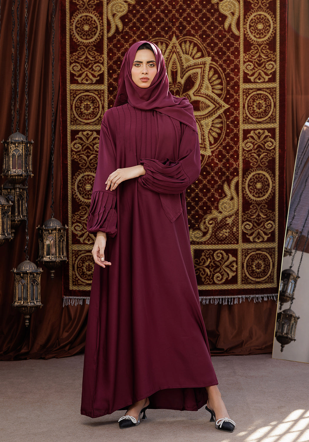 Hijabi.Pk Maroon Summit ABAYA - Signature