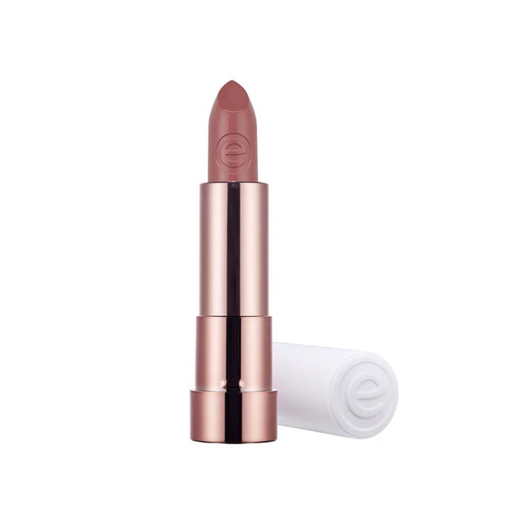 Essence - This Is Me. Lipstick 03