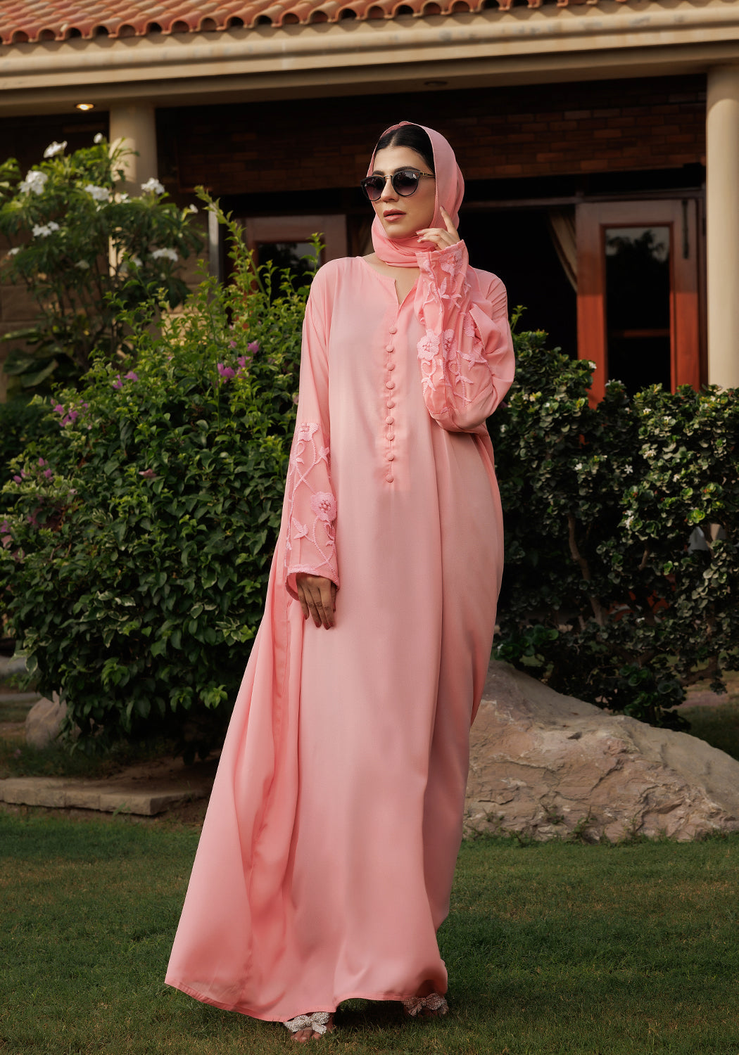 Hijabi.Pk Floral Pink Abaya