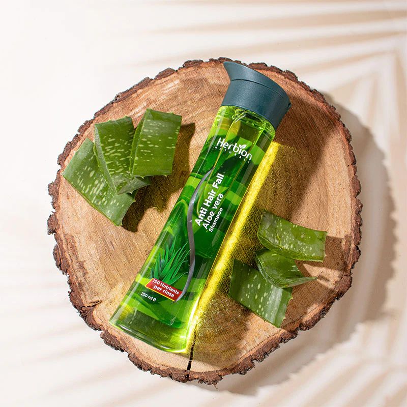 Herbion Aloe Vera Shampoo 250Ml