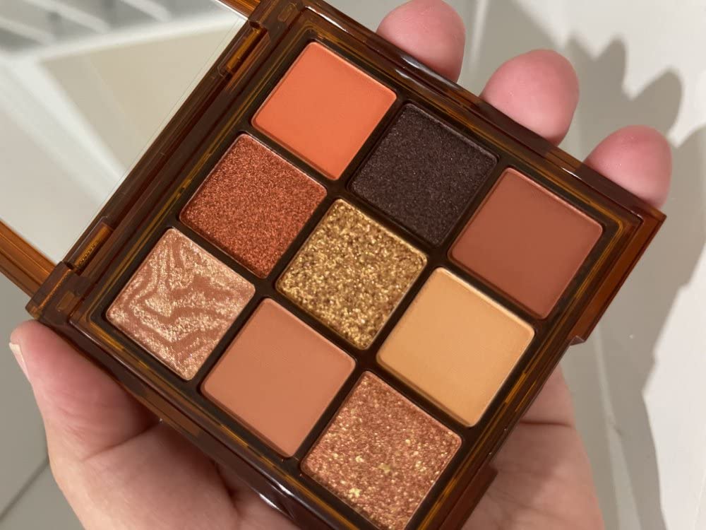 Huda Beauty Eyeshadow Palette Caramel