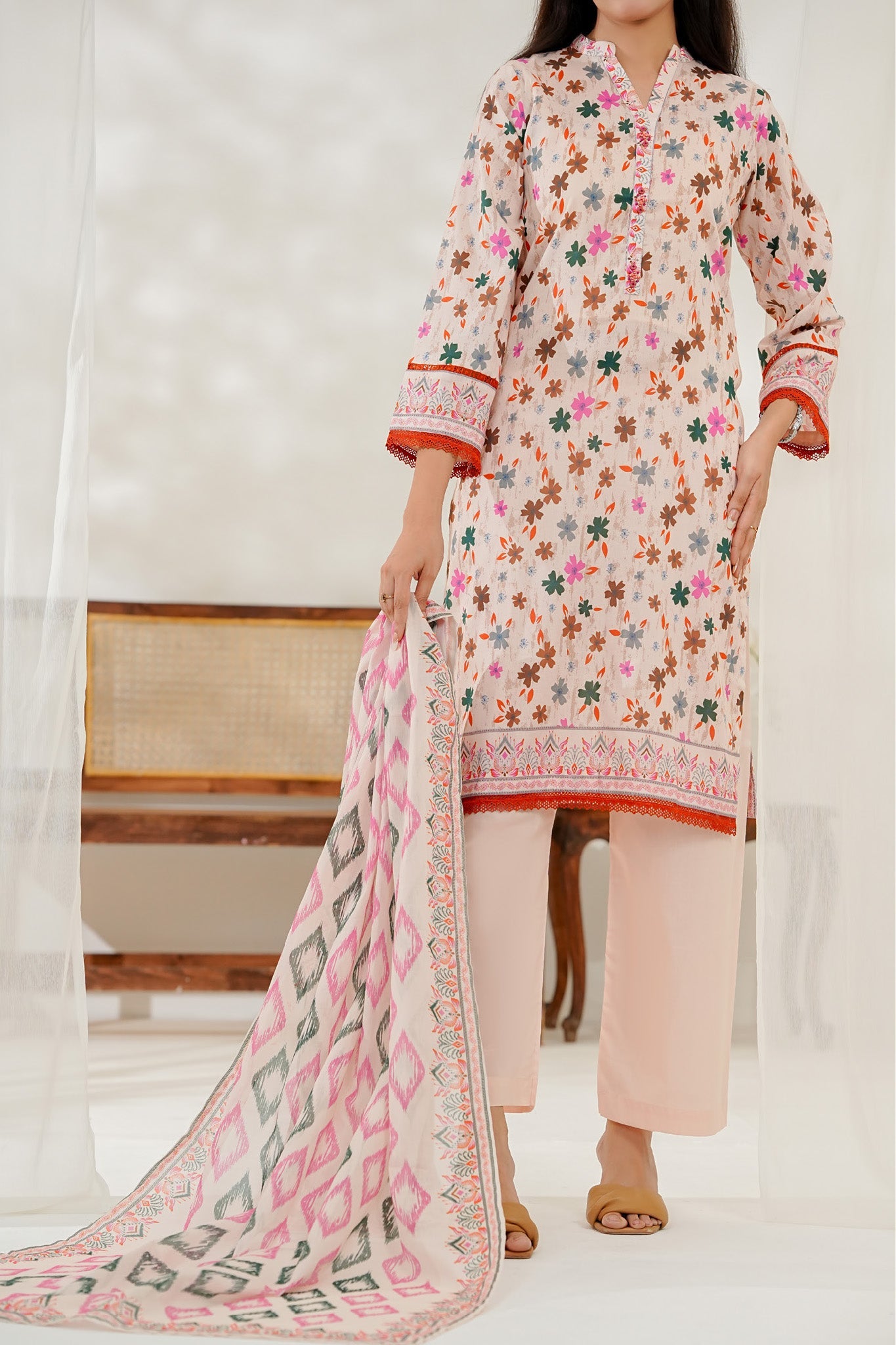 Aizal Stitched 3 Piece Printed Lawn Collection'2025-D-646-Pink