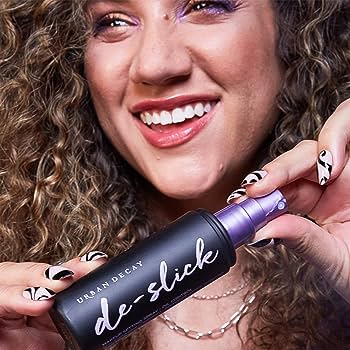 Urban Decay De-Slick Oil Control Makeup Setting Spray 30Ml