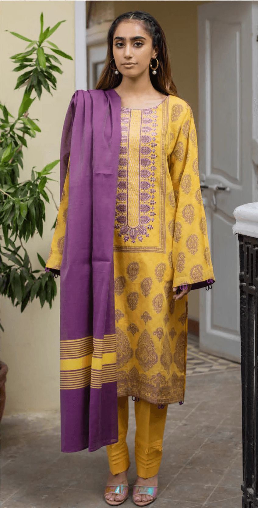 zellbury Embroidered Shirt Dupatta Trouser- Jacquard Suit 3 piece vol.4