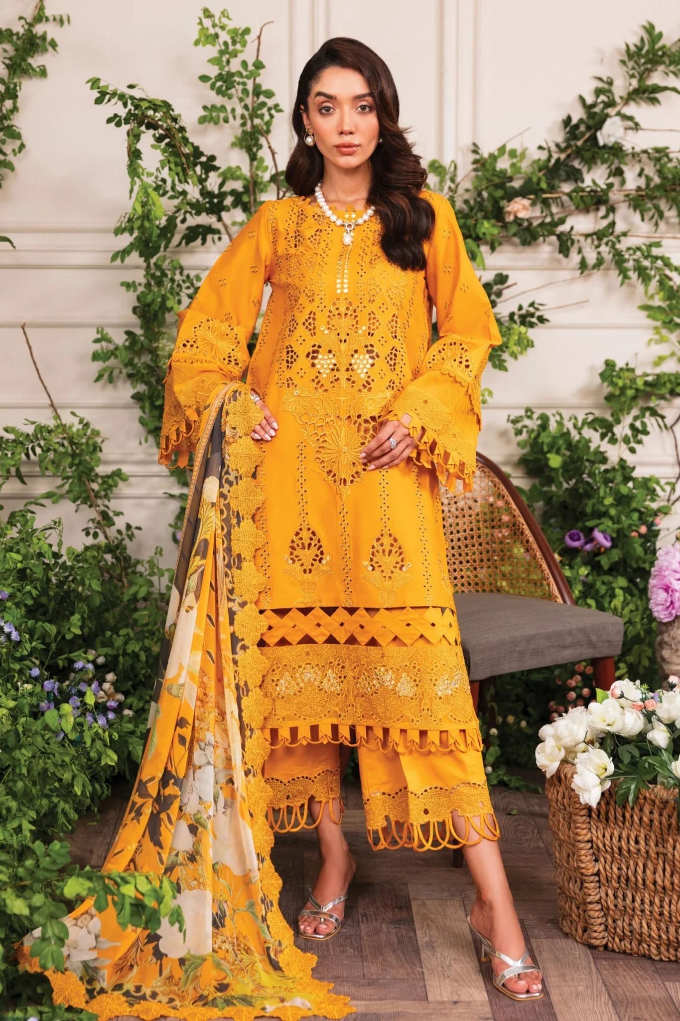 Pairi Daeza By Nine Needles Unstitched 3 Piece Luxury Lawn Suit-Fable-NL-02