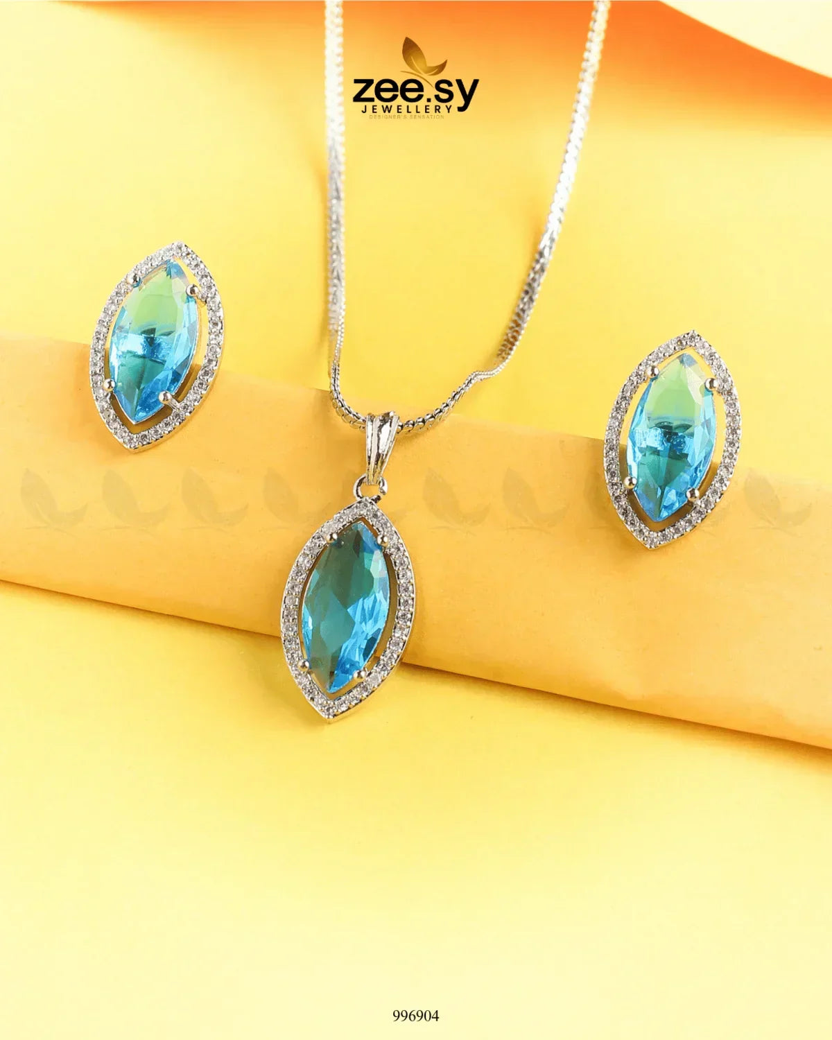 Zeesy Verdant Leafy Pendant Set