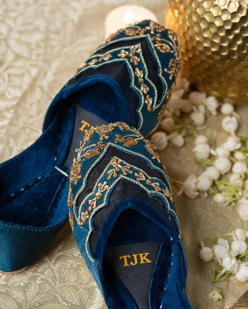 TJK Designs Khussa Suit-Mahrooq