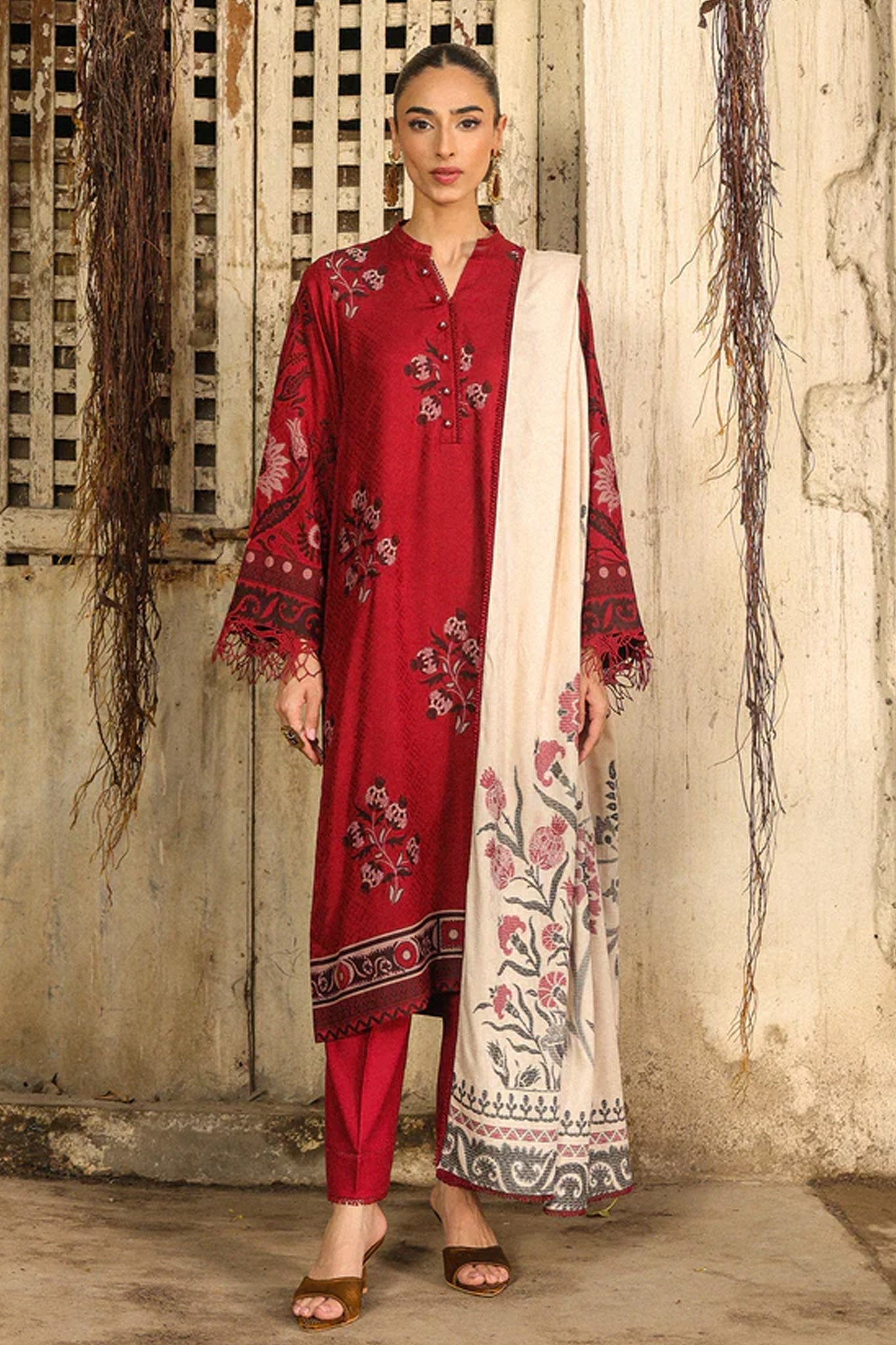Sahar Unstitched 3 Piece Dyed Jacquard Winter Suit-AW2-25-08-Eternal Rose