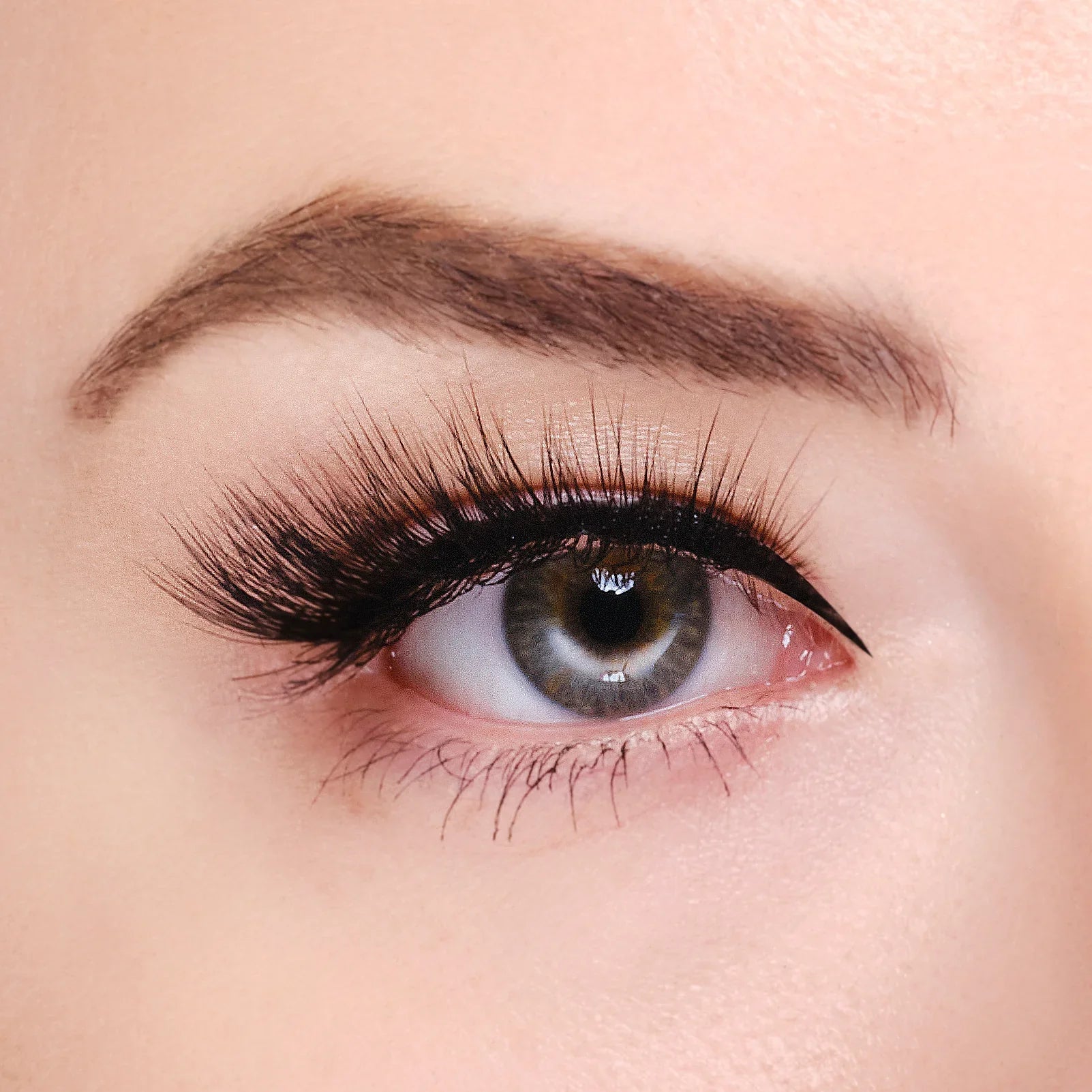 Lurella - Synthetic Eyelashes - Austria