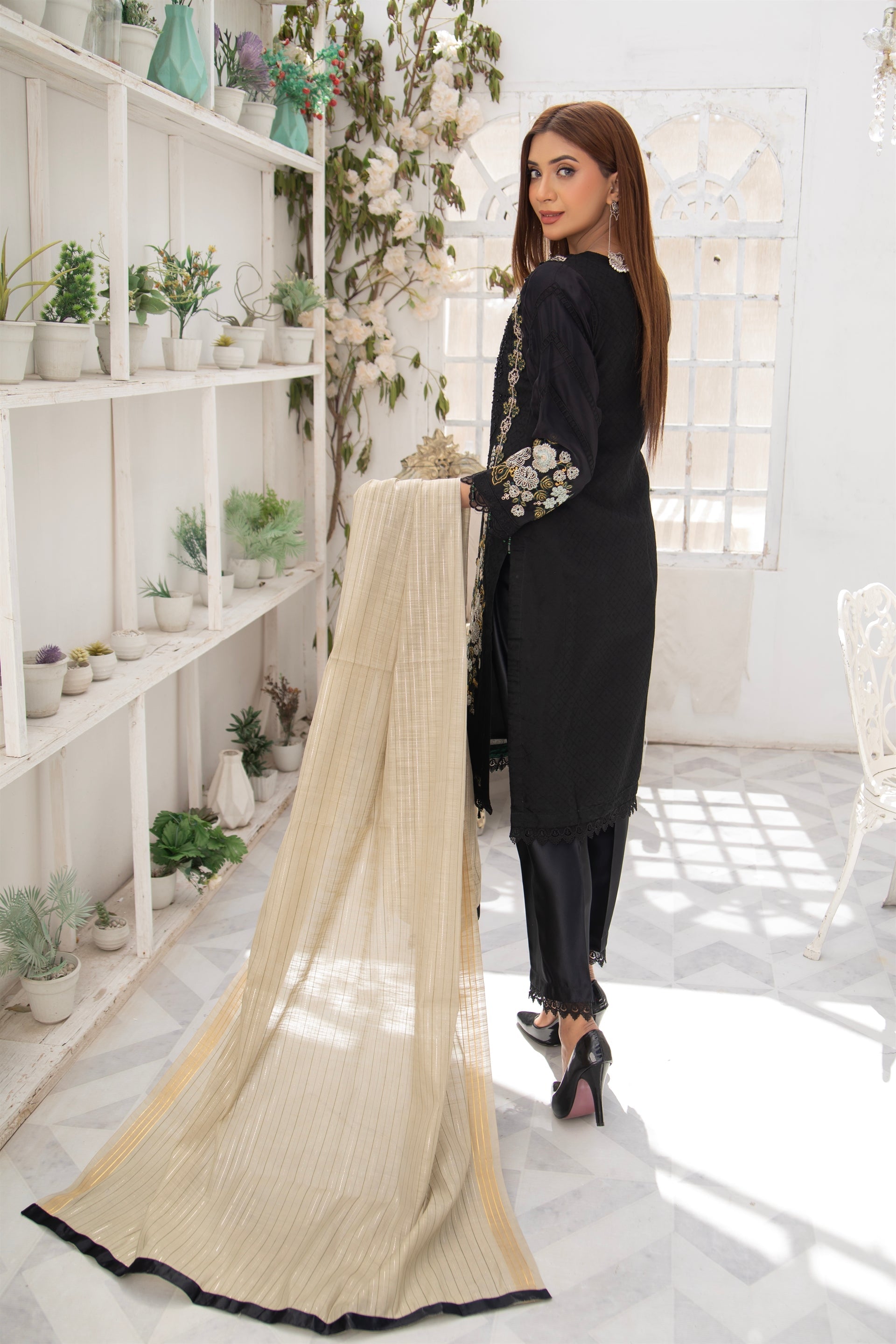 Manahils Stitched Mn-05