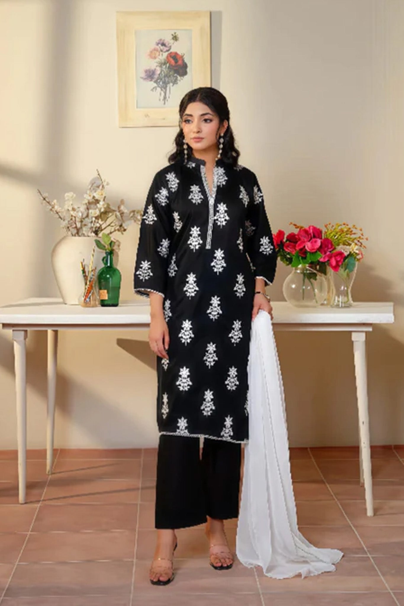 Tawakal Closet Stitched 3 Piece Summer Collection'2025-BLACK EMB