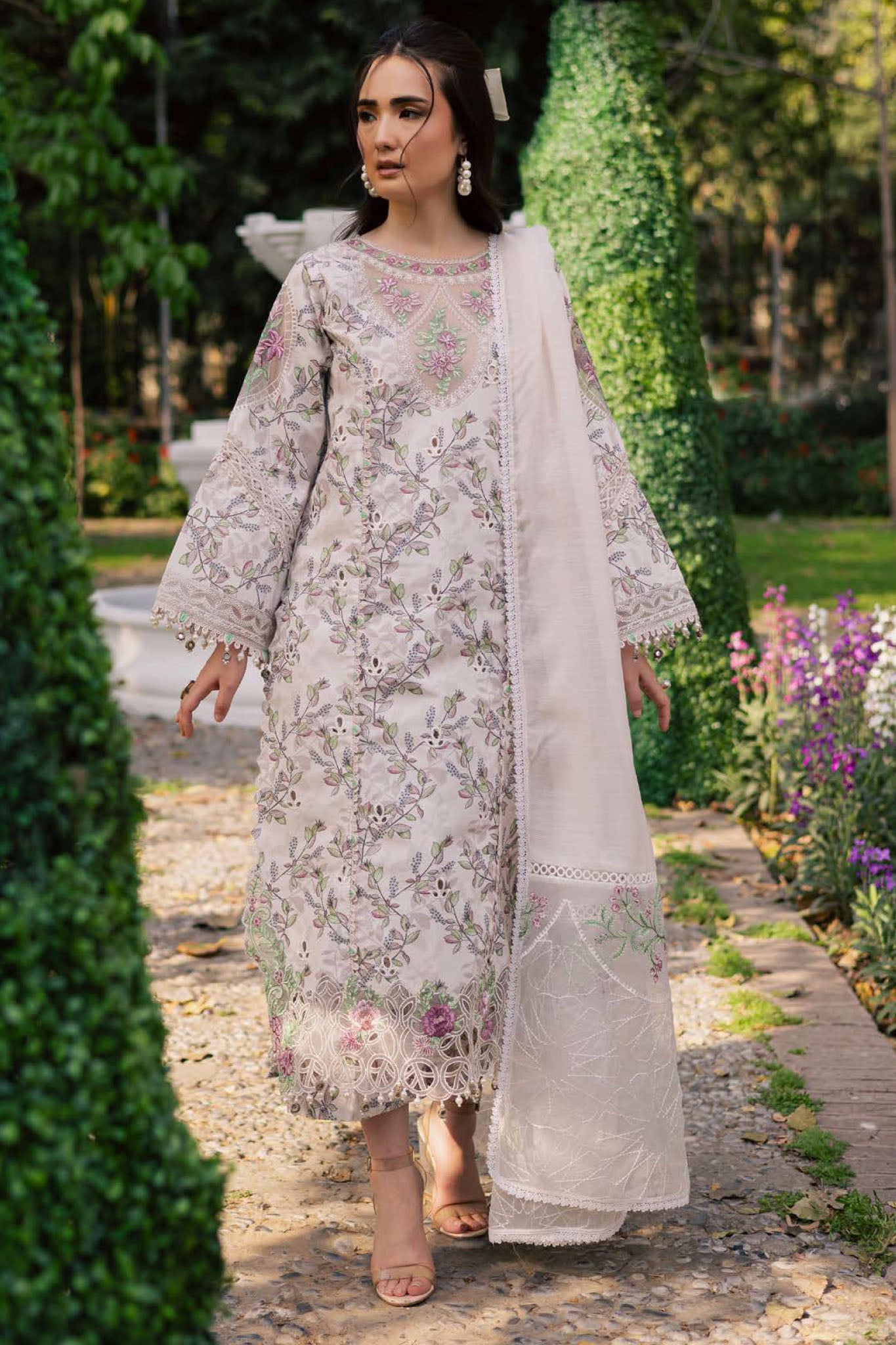 Ivy Bloom By Parishay Unstitched 3 Piece Printkari Lawn Vol-02 Collection'2025-BLOOM-05