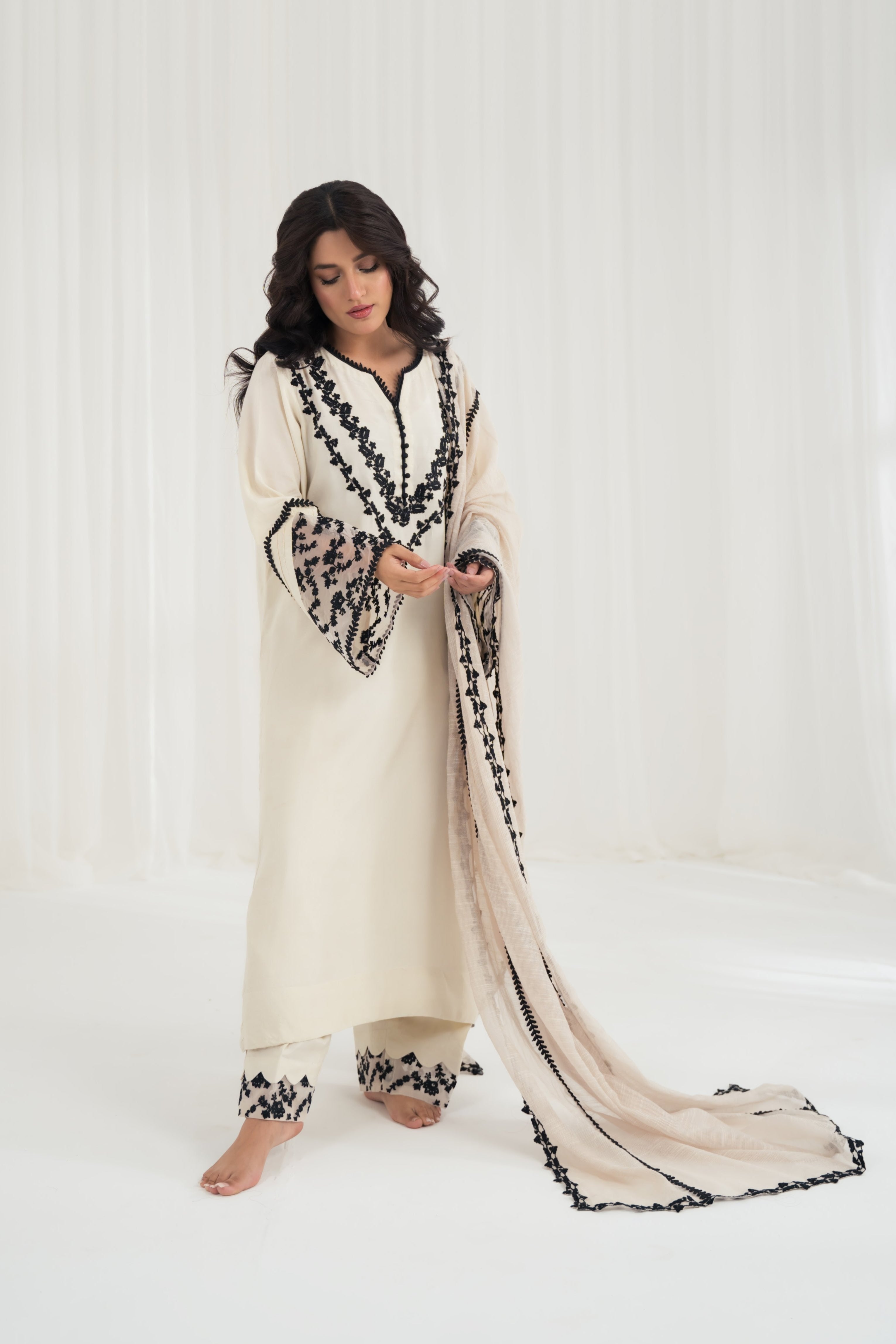 Charaghan By Qariney Stitched 3 Piece Winter Vol-02 Suit-Ivory