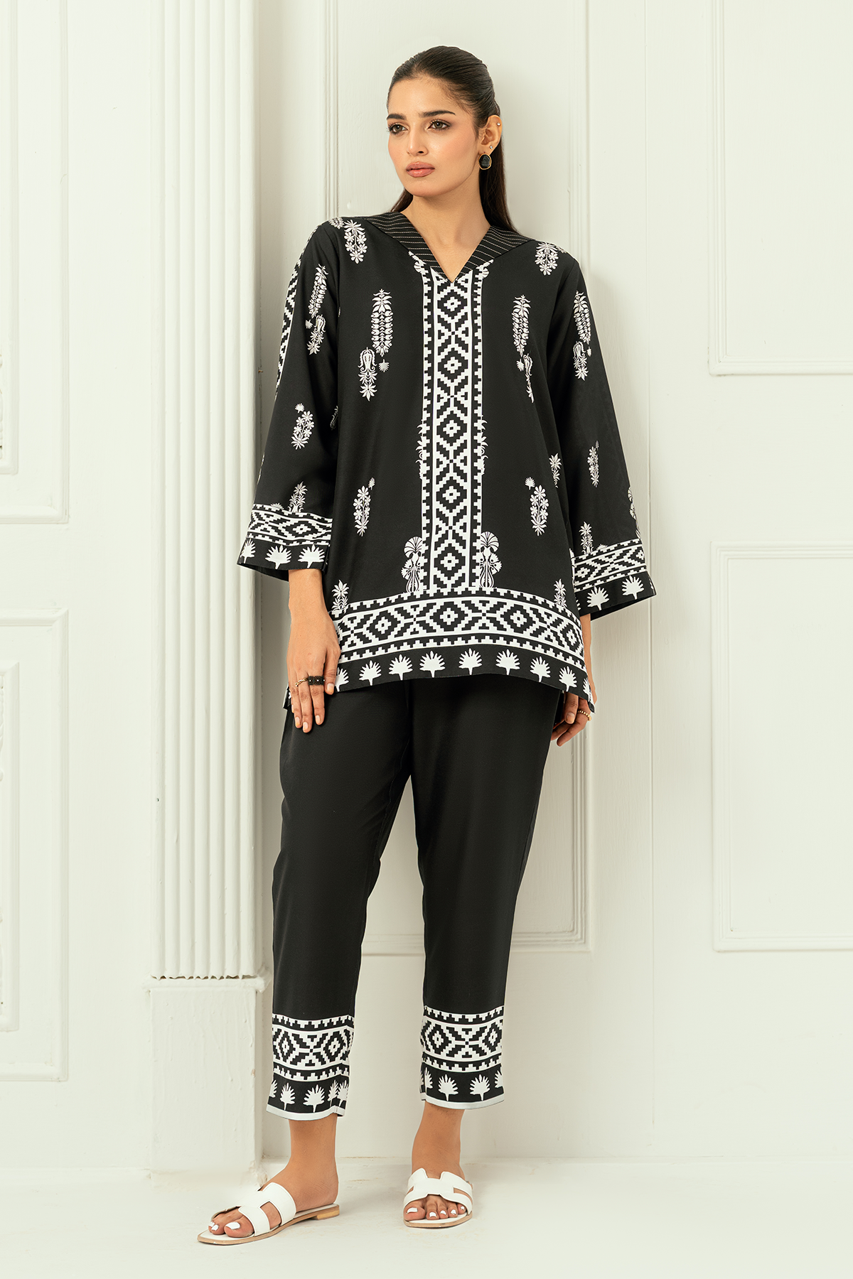 Nairah Stitched Co Ords Summer Suit-Tiara