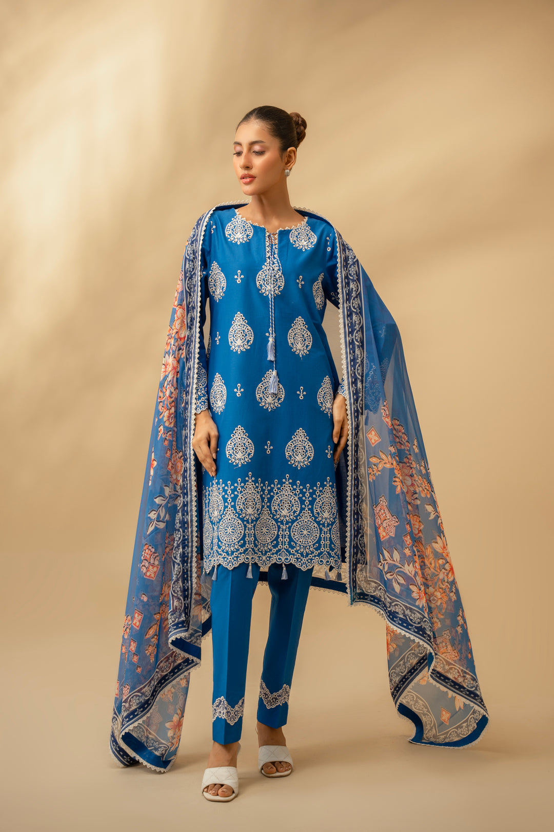 Zouj Unstitched 3 Piece Chikankari Lawn Edit Suit-Sapphire Spark