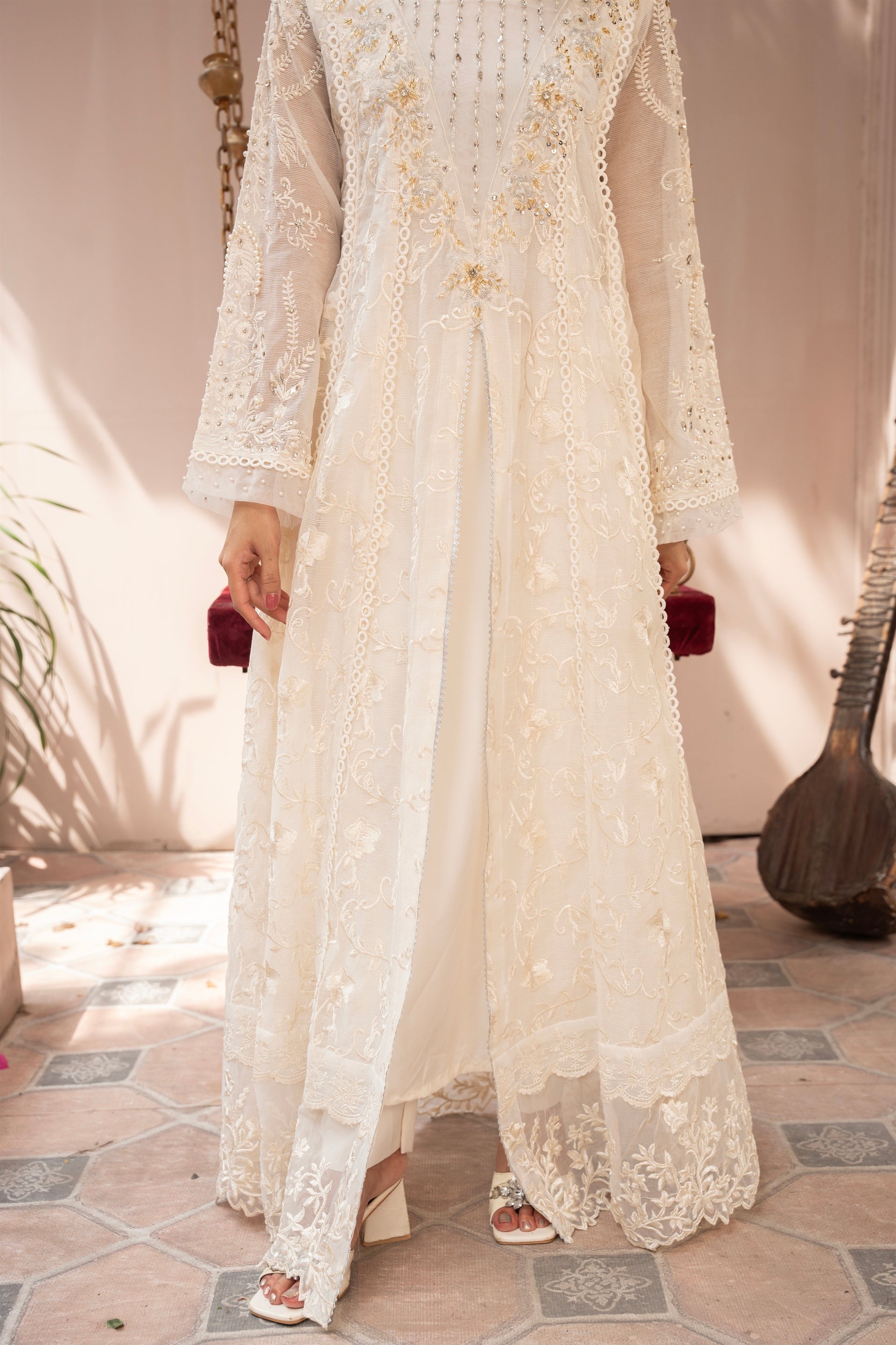 Saffiya By Manahils Stitched 3 Piece Formals Collection'-2025K-160-OFF WHITE