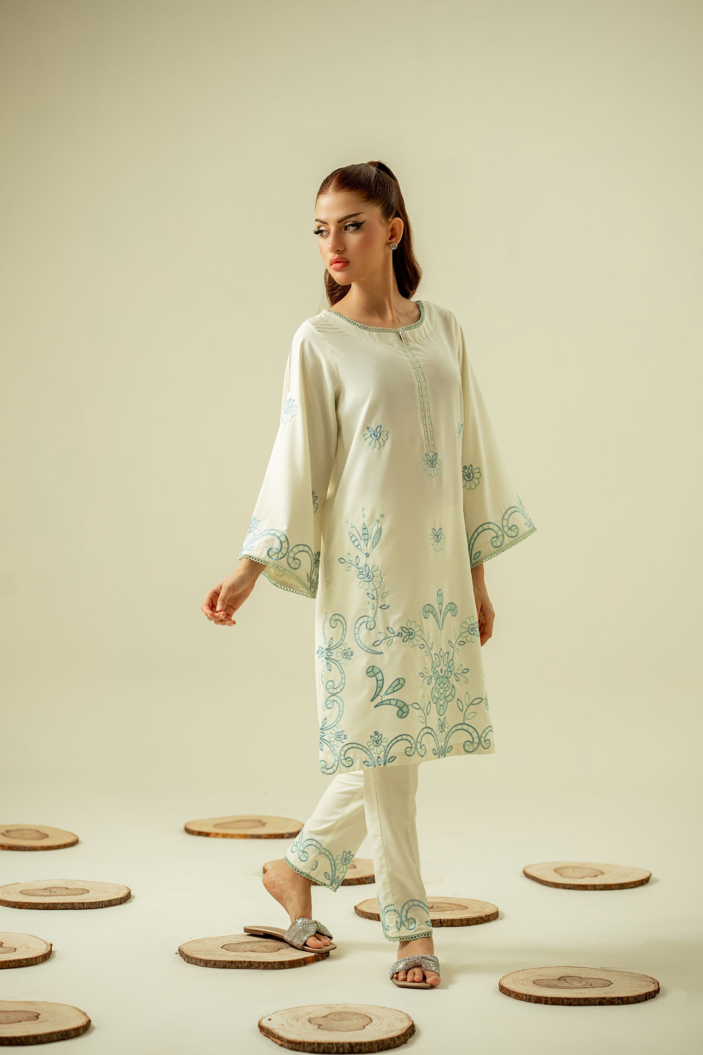 Signature Evening Wear By Zouj Stitched 2 Piece Summer Suit-Tassle Tale