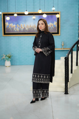 Urban Cut 2 Piece Cotton Embroidred Suit