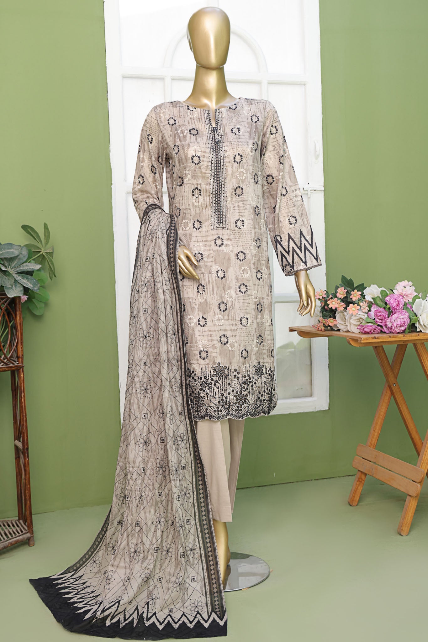 Elite By HZ Unstitched 3 Piece Emb Lawn Collection'2025-EC-211