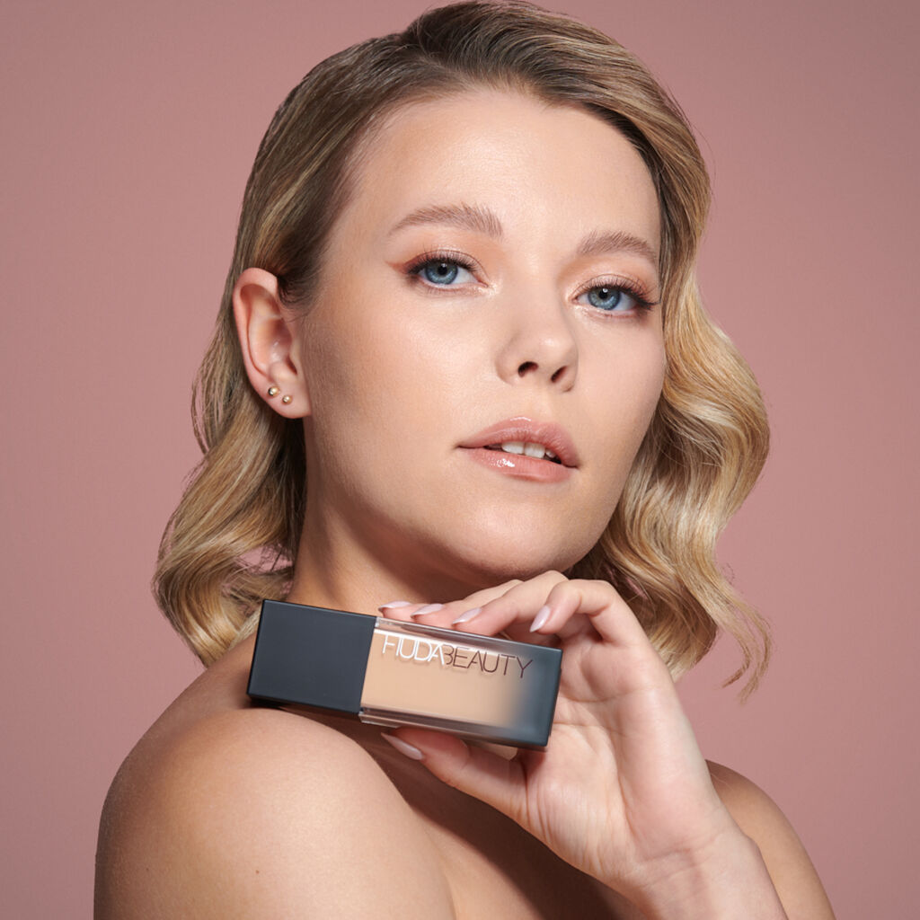 Huda Beauty - FauxFilter Luminous Matte Foundation - Cheese Cake
