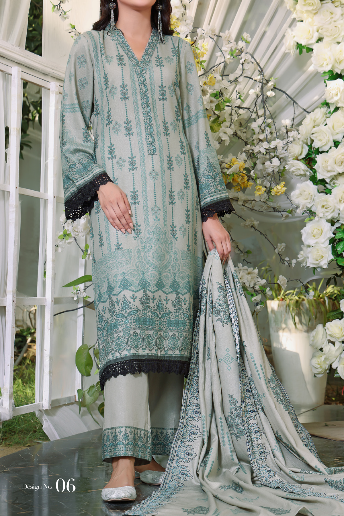 Mariyah Karandi By VS Textile-3 pc  unstitch suit