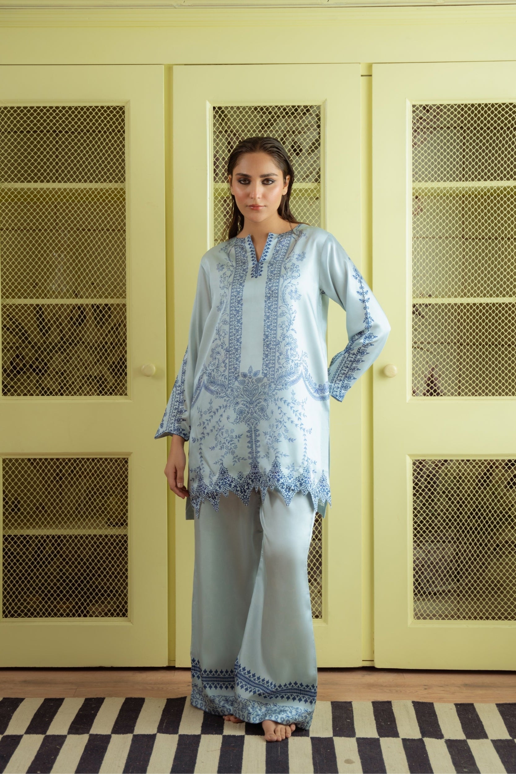 Qariney Stitched 2 Piece Silk Collection-Jaleh