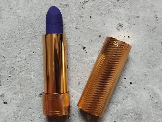 Gucci - Rouge A Leveres Mat Lip Colour 711 Jenny Purple - My Store