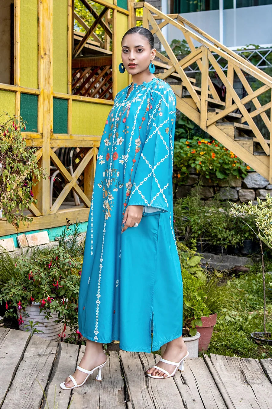 Dhaga Stitched Kaftan Suit-CAPRINA