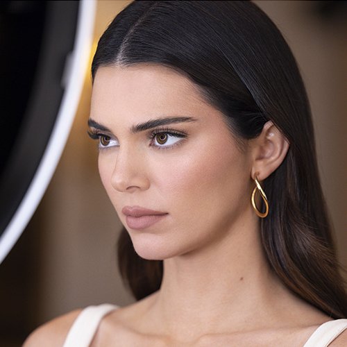 Loreal 24H Fresh Wear Foundation In A Powder - 140 Golden Beige